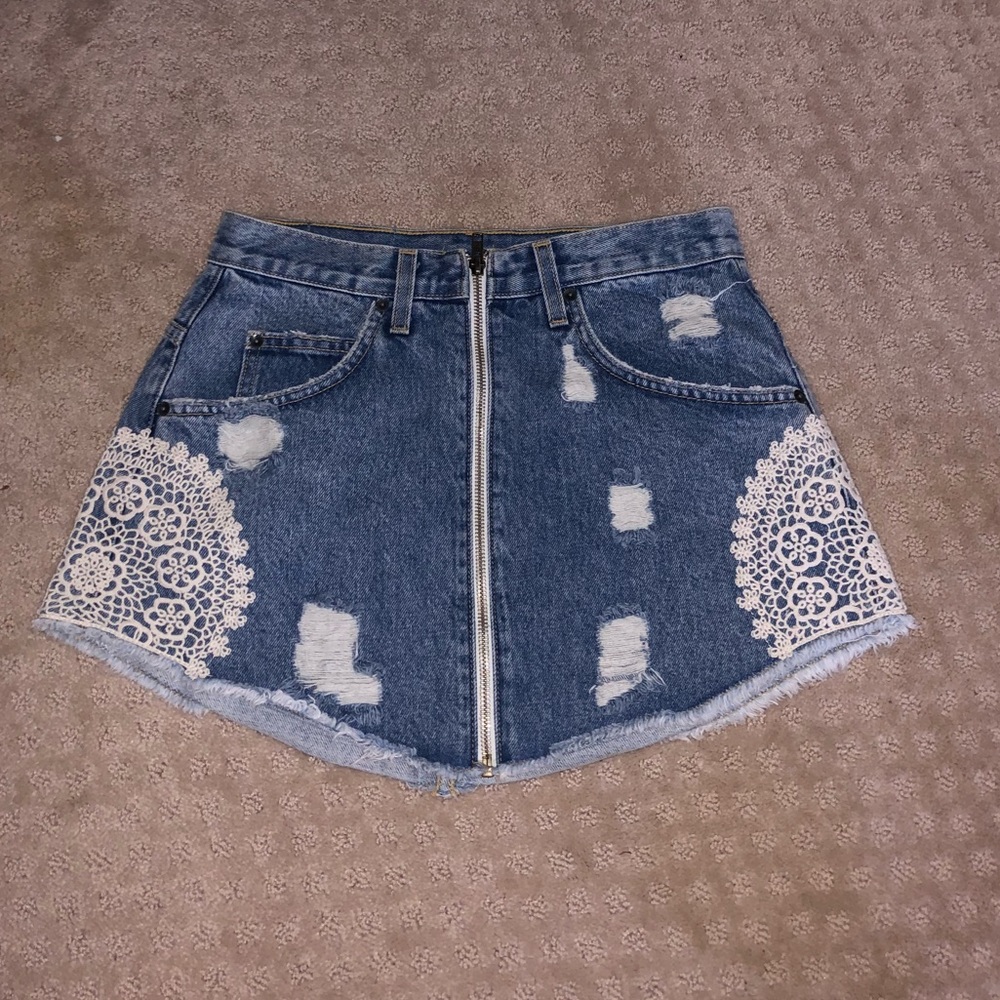 Carmar denim skirt Size 28!!